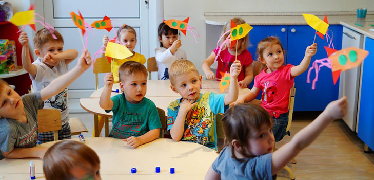 Journée de la cosmonautique à la maternelle