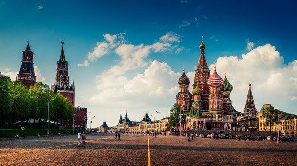 Jour de la Russie - l'histoire de la fête. Pourquoi la Russie est-elle célébrée le 12 juin? Jour de la Russie en 2016 - activités le 12 juin
