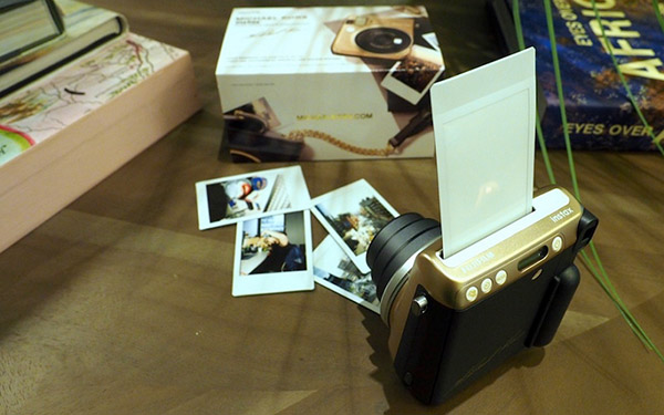 Appareil photo de mode: Michael Kors X Fijifilm Instax Mini 70