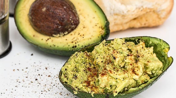 Comment bien manger l'avocat