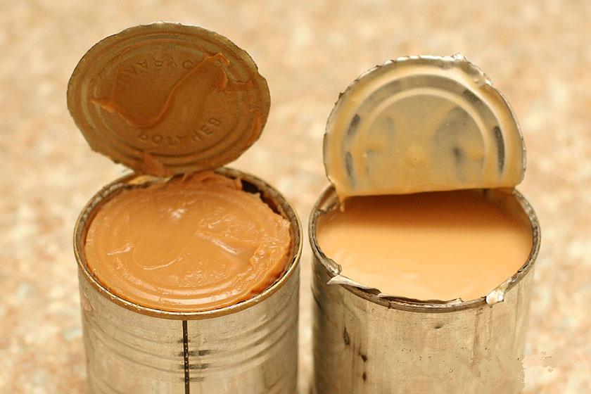 Comment faire cuire du lait condensé dans une boîte?