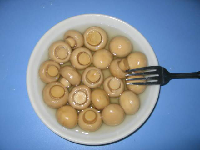 Champignons en conserve pour l'hiver