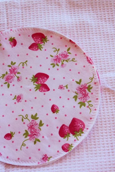 Panier de tissu avec leurs propres mains