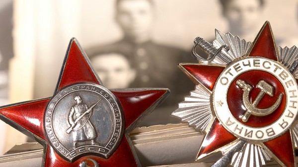 Félicitations officielles et courtes pour la journée du défenseur de la patrie (23 février)