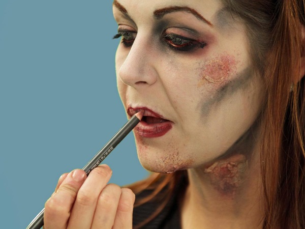 Maquillage effrayant pour Halloween avec vos propres mains pour les filles et les jeunes filles