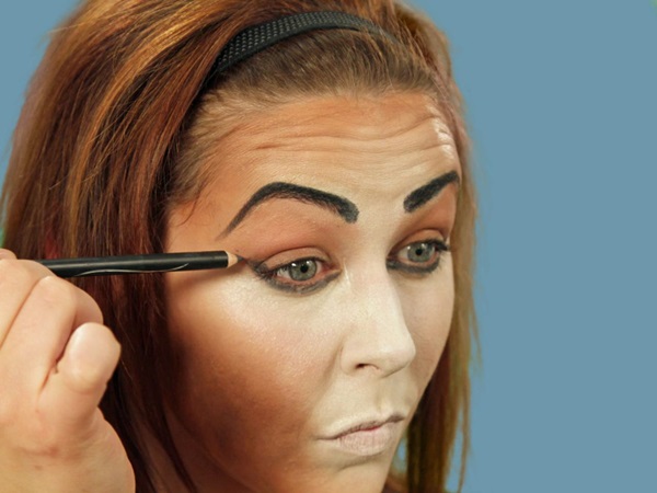 Maquillage effrayant pour Halloween avec vos propres mains pour les filles et les jeunes filles