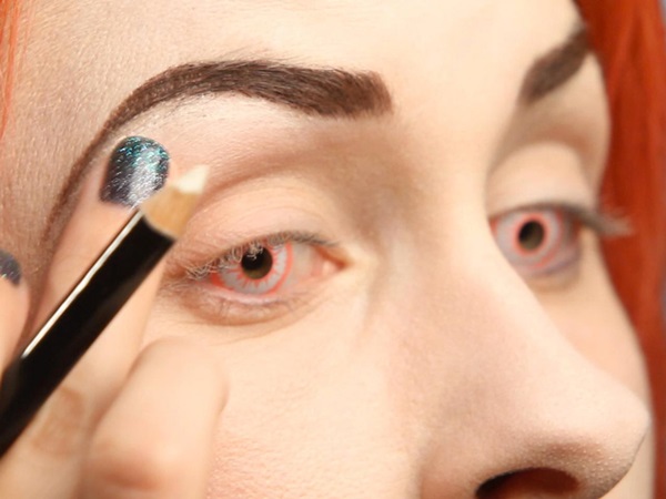 Maquillage effrayant pour Halloween avec vos propres mains pour les filles et les jeunes filles