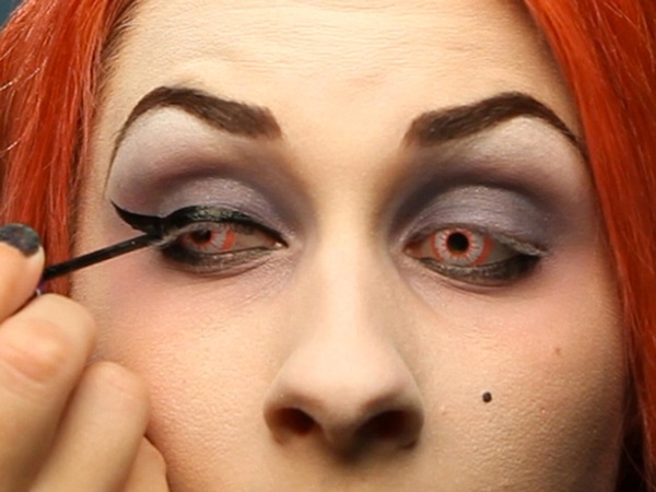 Maquillage effrayant pour Halloween avec vos propres mains pour les filles et les jeunes filles