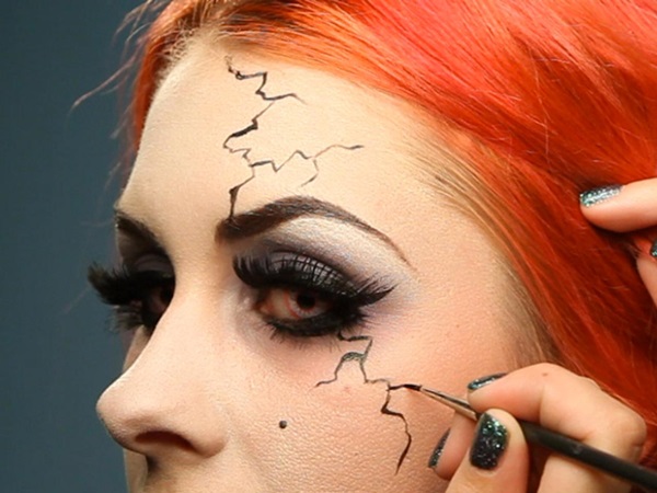 Maquillage effrayant pour Halloween avec vos propres mains pour les filles et les jeunes filles