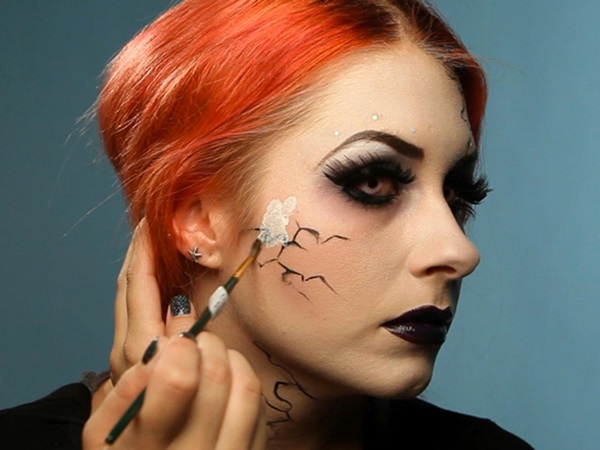 Maquillage effrayant pour Halloween avec vos propres mains pour les filles et les jeunes filles