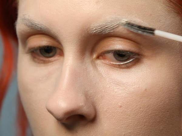 Maquillage effrayant pour Halloween avec vos propres mains pour les filles et les jeunes filles