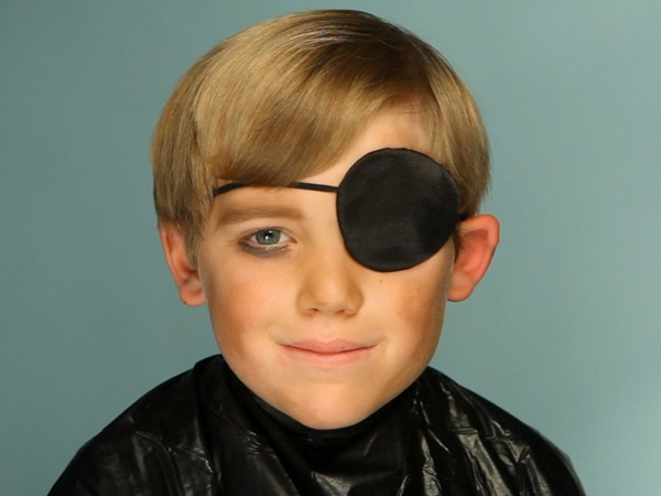Maquillage effrayant pour Halloween avec vos propres mains pour les filles et les jeunes filles