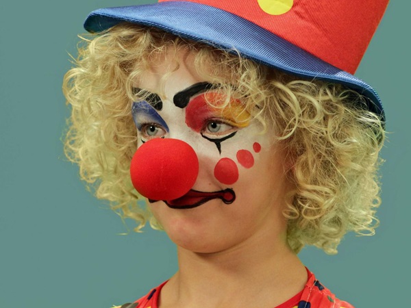 Maquillage effrayant pour Halloween avec vos propres mains pour les filles et les jeunes filles