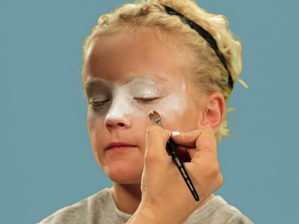 Maquillage effrayant pour Halloween avec vos propres mains pour les filles et les jeunes filles