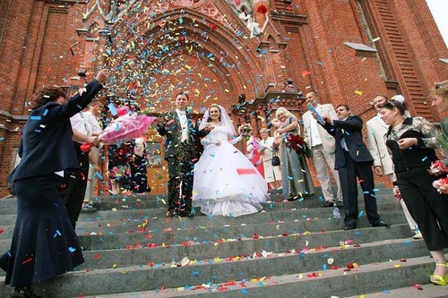 Cérémonie de mariage dans les églises orthodoxes et catholiques