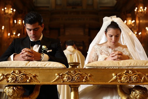 Cérémonie de mariage dans les églises orthodoxes et catholiques