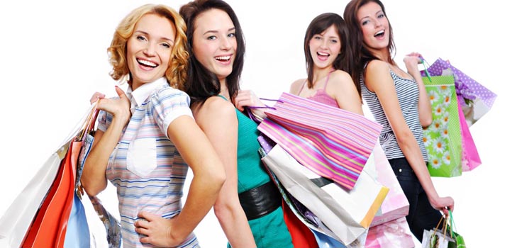 Achats en ligne - une nouvelle garde-robe pour quelques clics