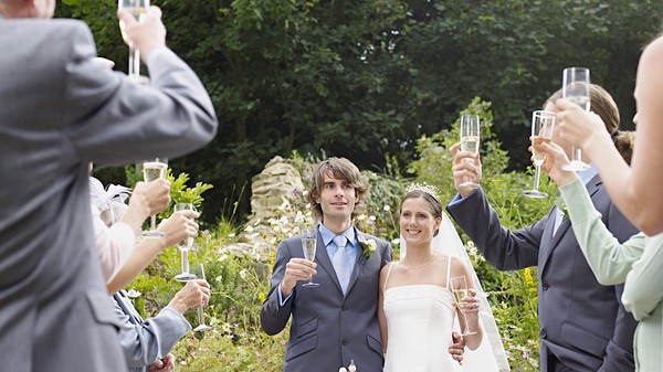 Code des douanes de la Fédération de Russie: congé pour un mariage