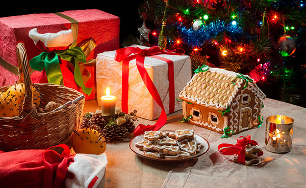 Félicitations à Noël 2017 pour de courts vers, de la prose et des SMS amusants - Des poèmes de félicitations, des chants de Noël et des chansons de Noël en anglais