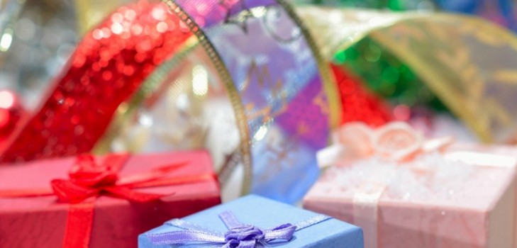 Présentez un cadeau d'une manière originale et insolite ou comment surprendre le coupable de la fête!