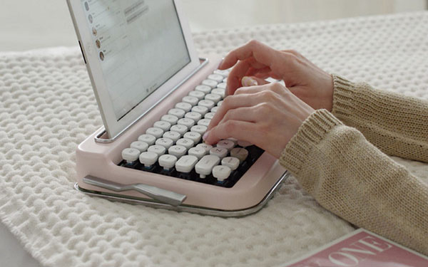 Travailler avec plaisir: le clavier de poche Penna d'Elretron