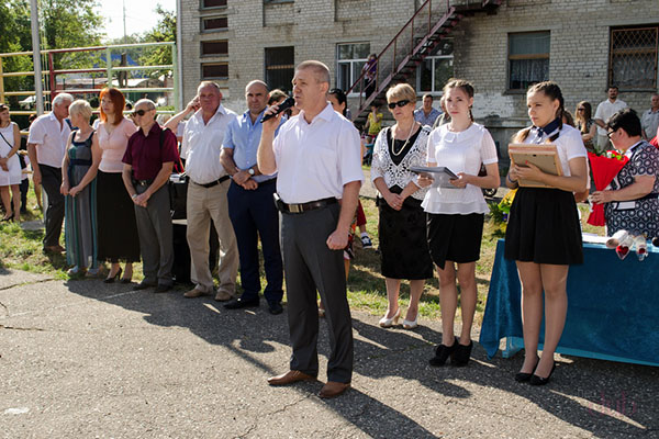 Textes du discours solennel sur la ligne scolaire le 1er septembre