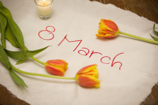 Des scènes drôles le 8 mars