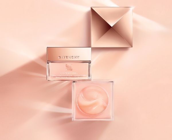 Lumière du soleil contre les rides: la ligne anti-âge Givenchy L'Intemporel