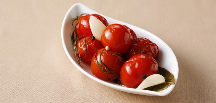 Façons de décaper les tomates