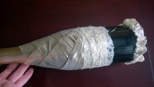 Décorer le champagne de mariage avec vos propres mains