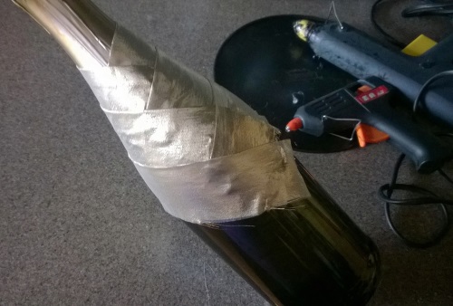Décorer le champagne de mariage avec vos propres mains