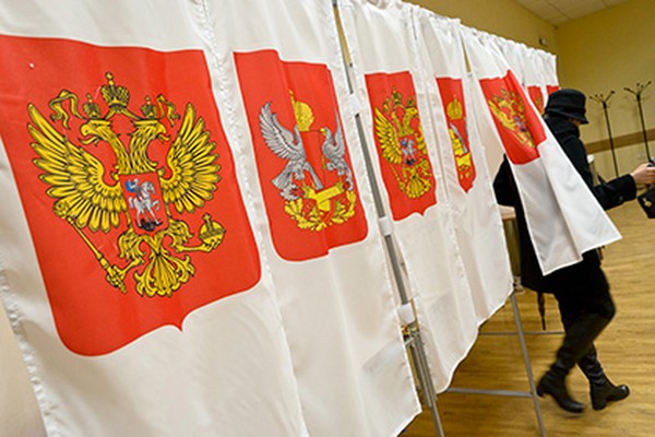 Pour qui voter aux élections du 18 septembre 2016 en Russie à l'exception de Russie unie. Candidat de patronymes de Moscou et de Saint-Pétersbourg