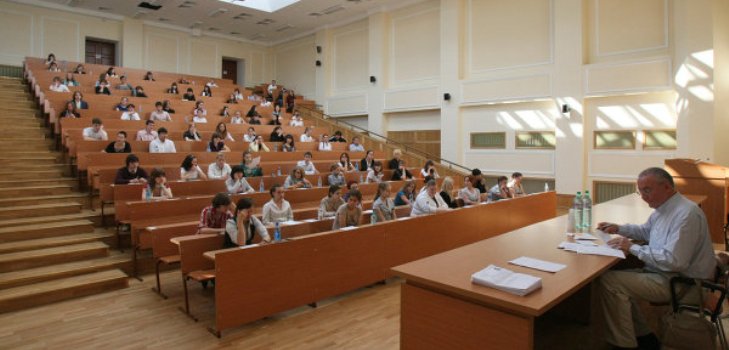 il y a un examen
