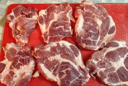8 règles pour la cuisson du porc dans une poêle à frire