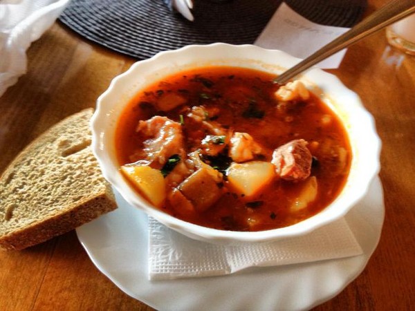 Bograč - Soupe hongroise