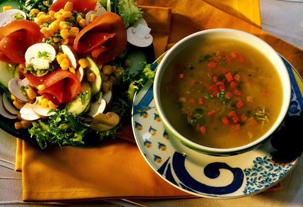 Recettes avec une photo d'un menu modeste mais savoureux, ou Ce que vous pouvez manger dans le poste avant Pâques