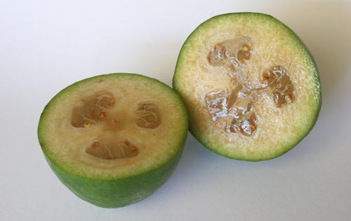 Feijoa avec du miel, une recette avec une photo