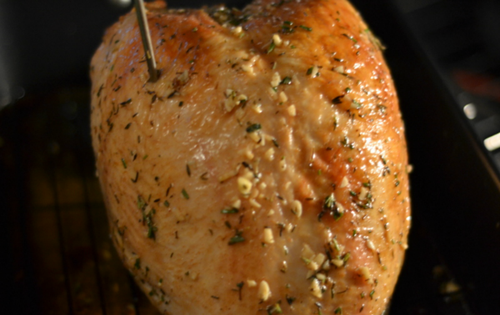 Comment faire cuire les filets de dinde dans un four Photo de la recette de filet de dinde au four