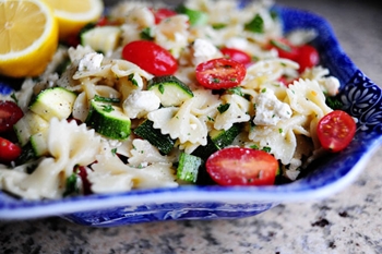 recette pour une salade intéressante avec courgettes