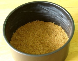 Photo d'une recette d'un savoureux gâteau cramoisi