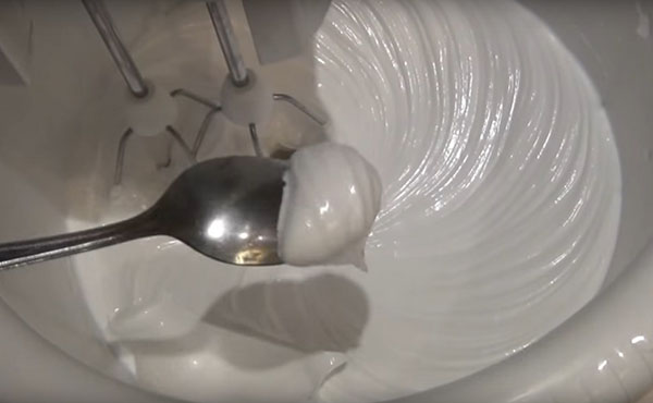 Glaze pour le gâteau avec une photo