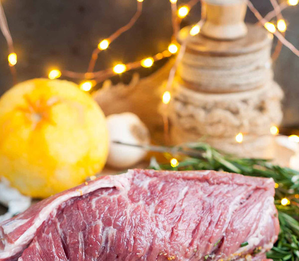 Chaud pour la nouvelle année 2017 - recettes étape par étape avec des photos de délicieux premier et deuxième plats