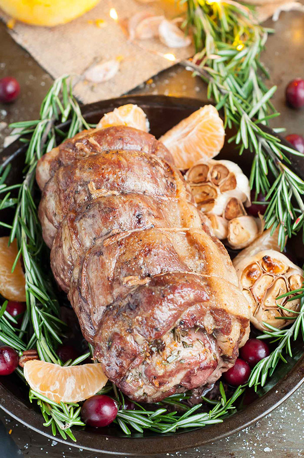 Chaud pour la nouvelle année 2017 - recettes étape par étape avec des photos de délicieux premier et deuxième plats