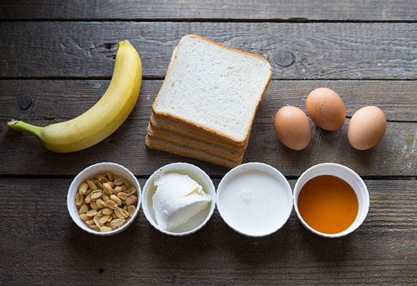 Recette gastronomique: toast à la sauce crémeuse