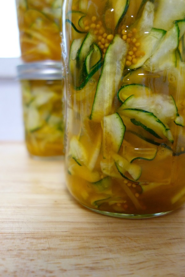 Courgettes épicées en coréen - la recette la plus délicieuse pour l'hiver