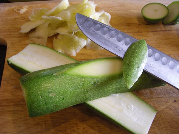 Courgettes savoureuses au four - recettes