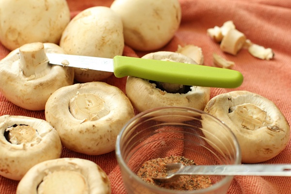 Comment mariner les champignons