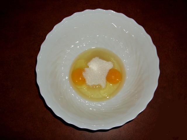 Comment faire cuire des crêpes sur le yaourt - les meilleures recettes avec une photo