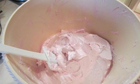 Comment faire une crème pour Cappeycakes: Recette pour beurre, chocolat et crème protéinée