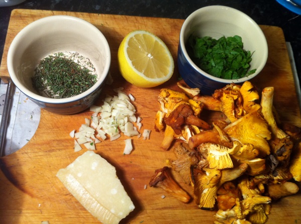 Comment faire cuire les chanterelles dans une poêle à frire